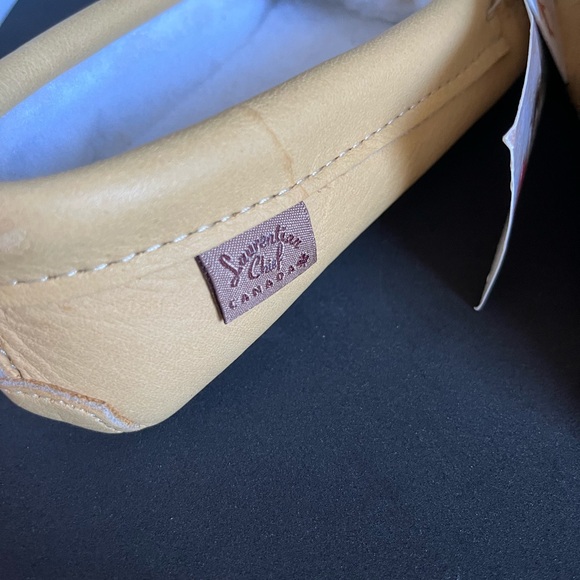 Laurentian Chief Moosehide Moccasins - Picture 6 of 8